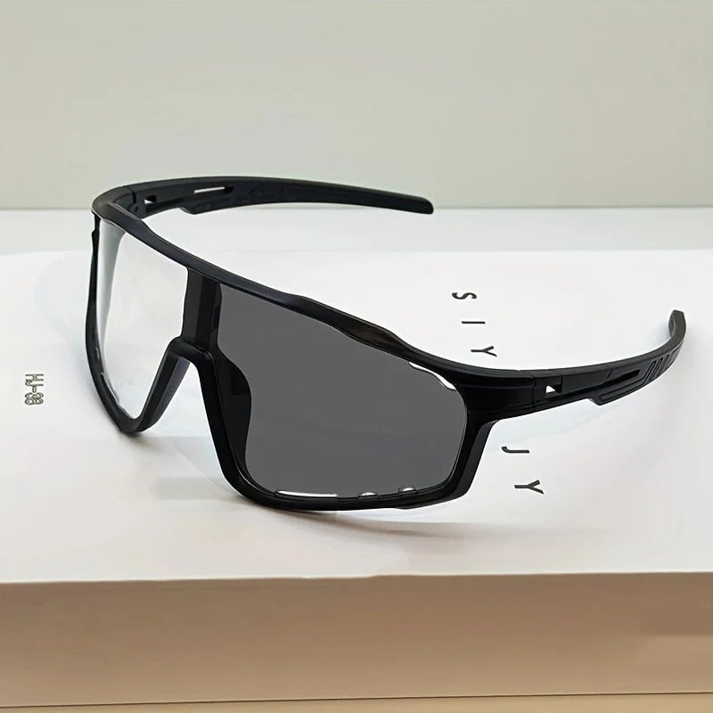 Photochromic Cycling Sunglasses β Instantly Adapt to Light Changes