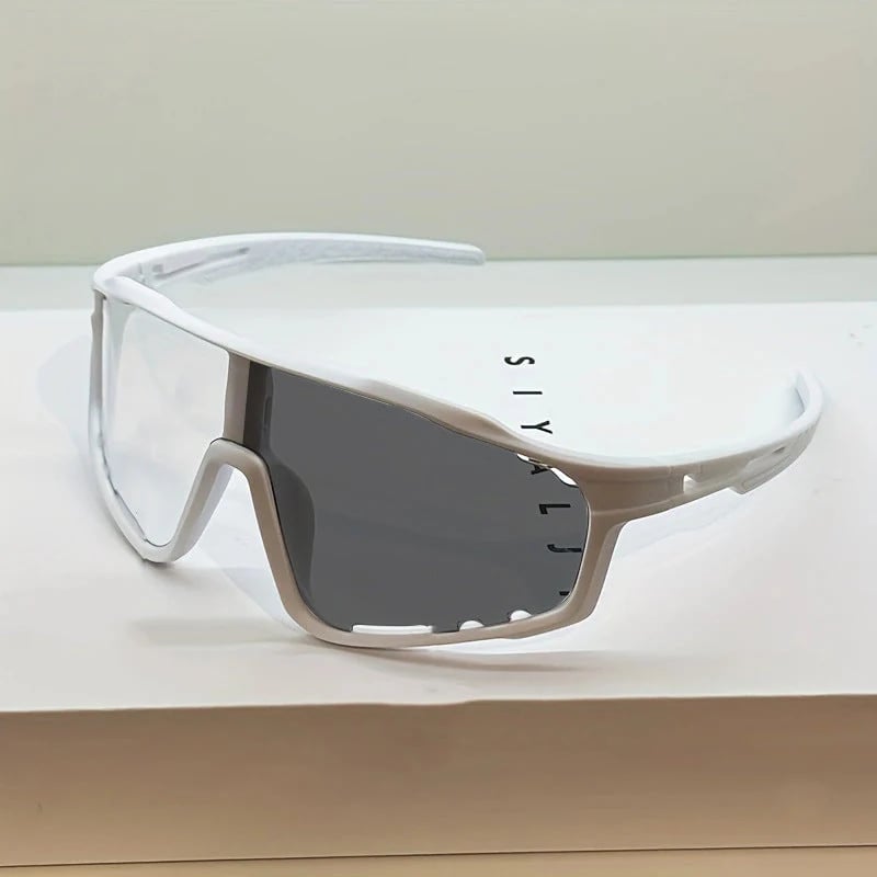 Photochromic Cycling Sunglasses β Instantly Adapt to Light Changes