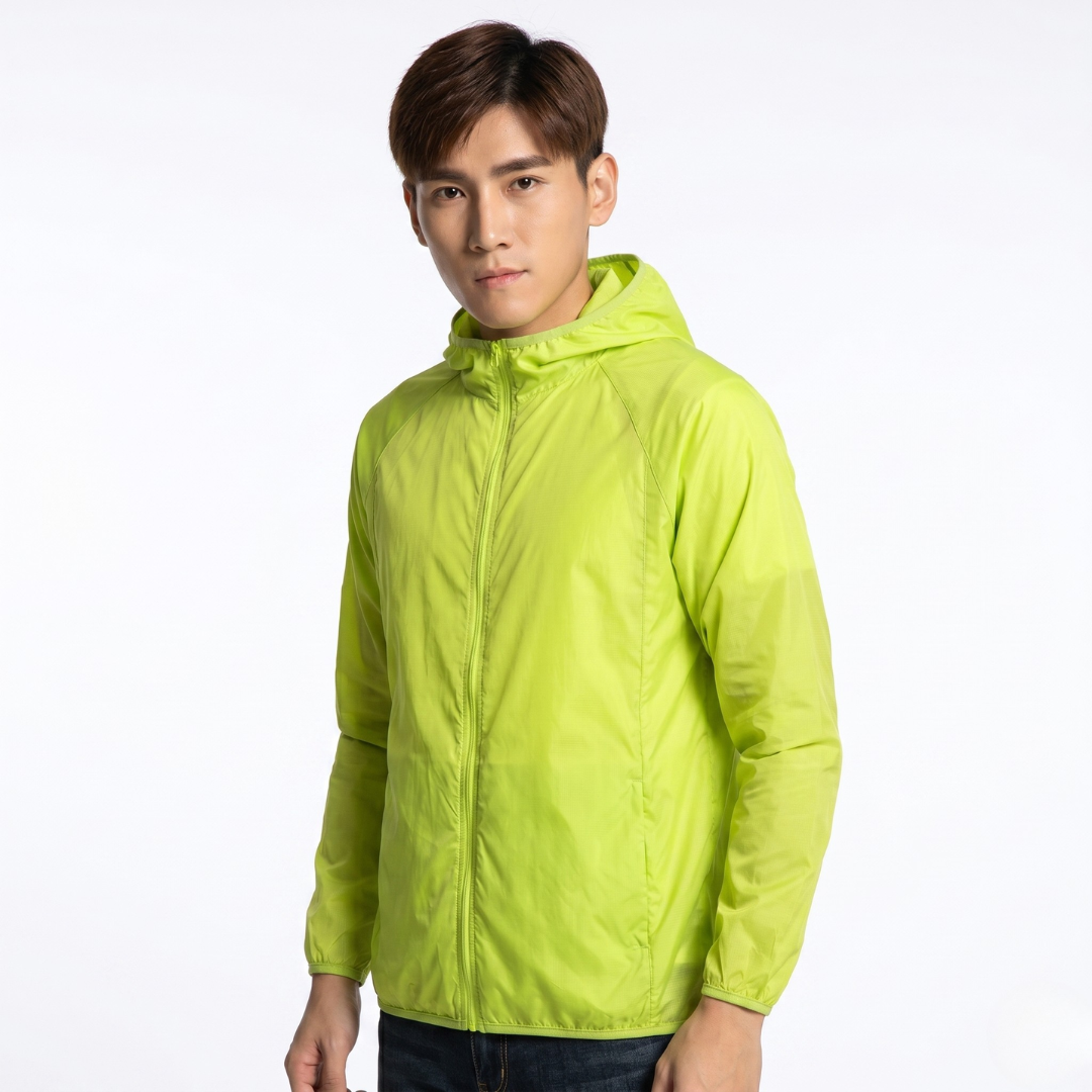 Nordspur | VentoTrek Lightweight Hooded Windbreaker