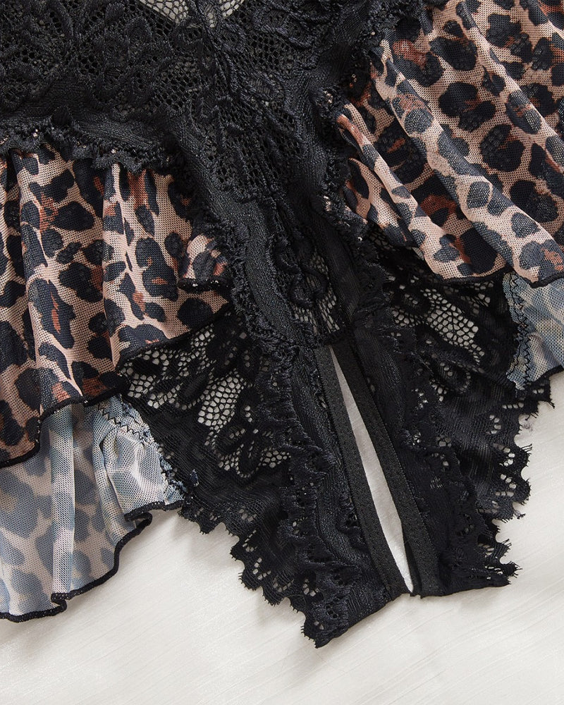 Lace and Satin Pajama Set with V-Neckline and Mesh Skirt