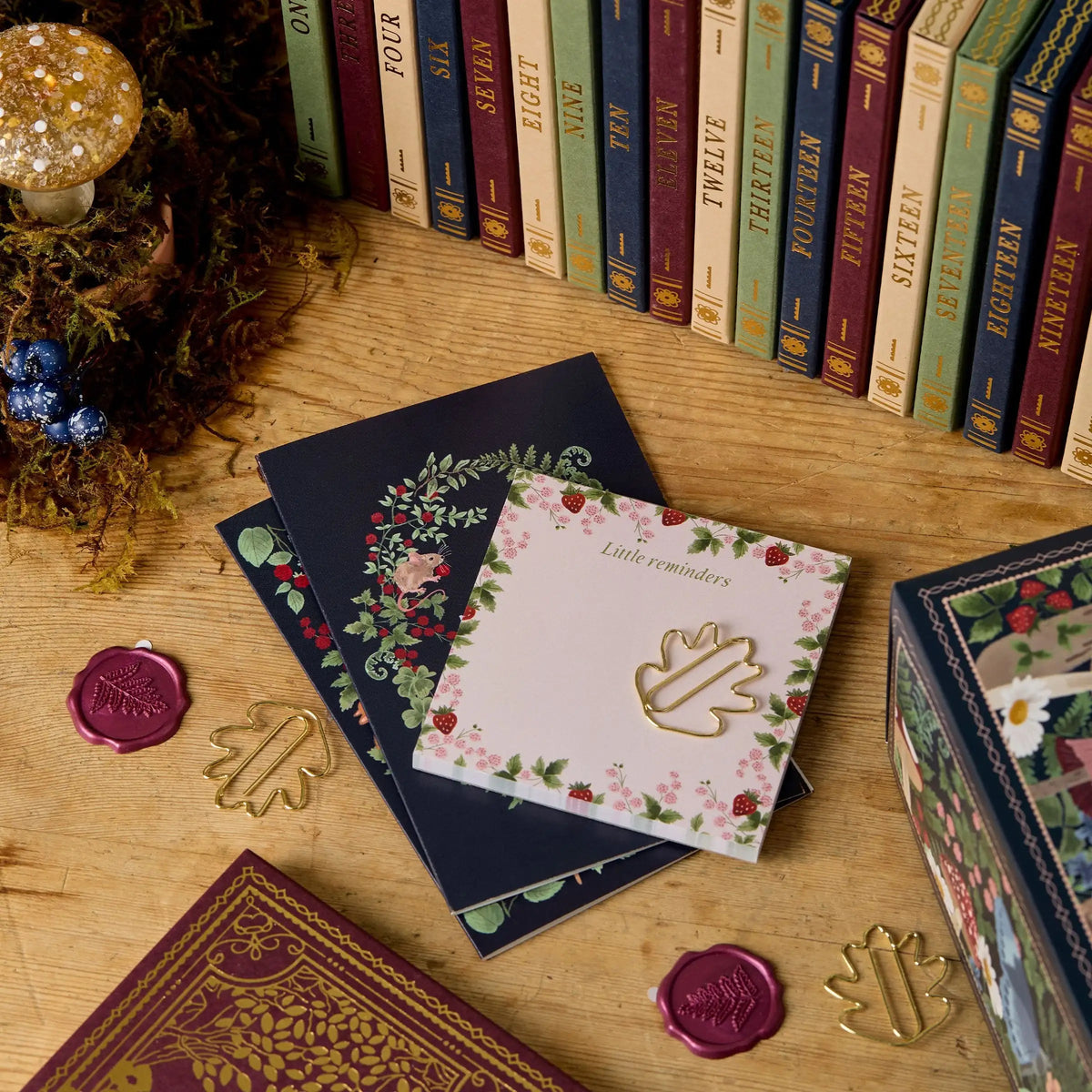 Advent Calendar for Creatives with 24 Stationery Surprises