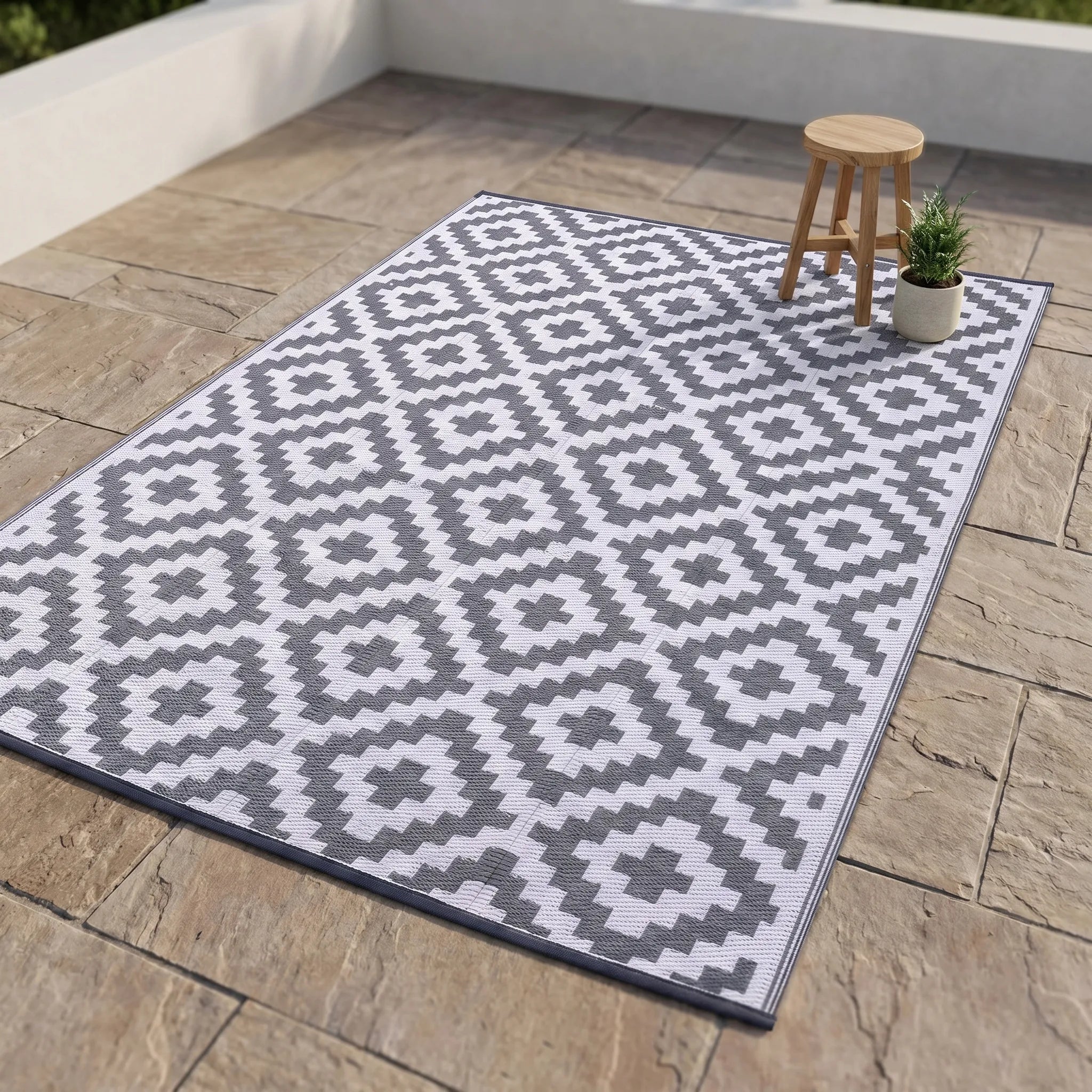 Nordspur | Aerstitch Reversible Outdoor Rug
