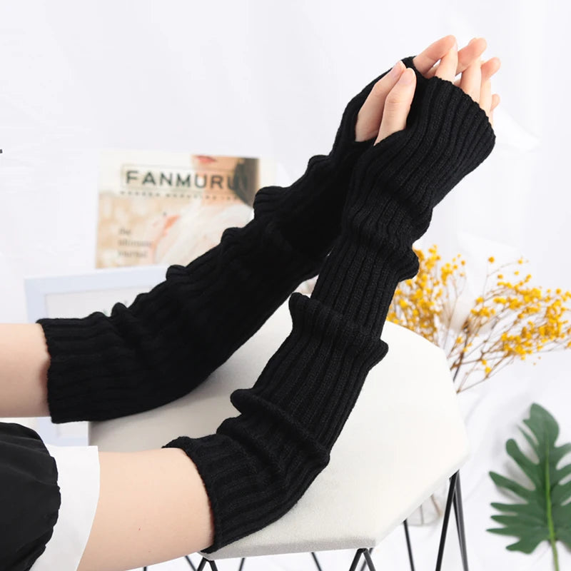 Nordspur | ArmHugs Long Ribbed Knit Fingerless Gloves