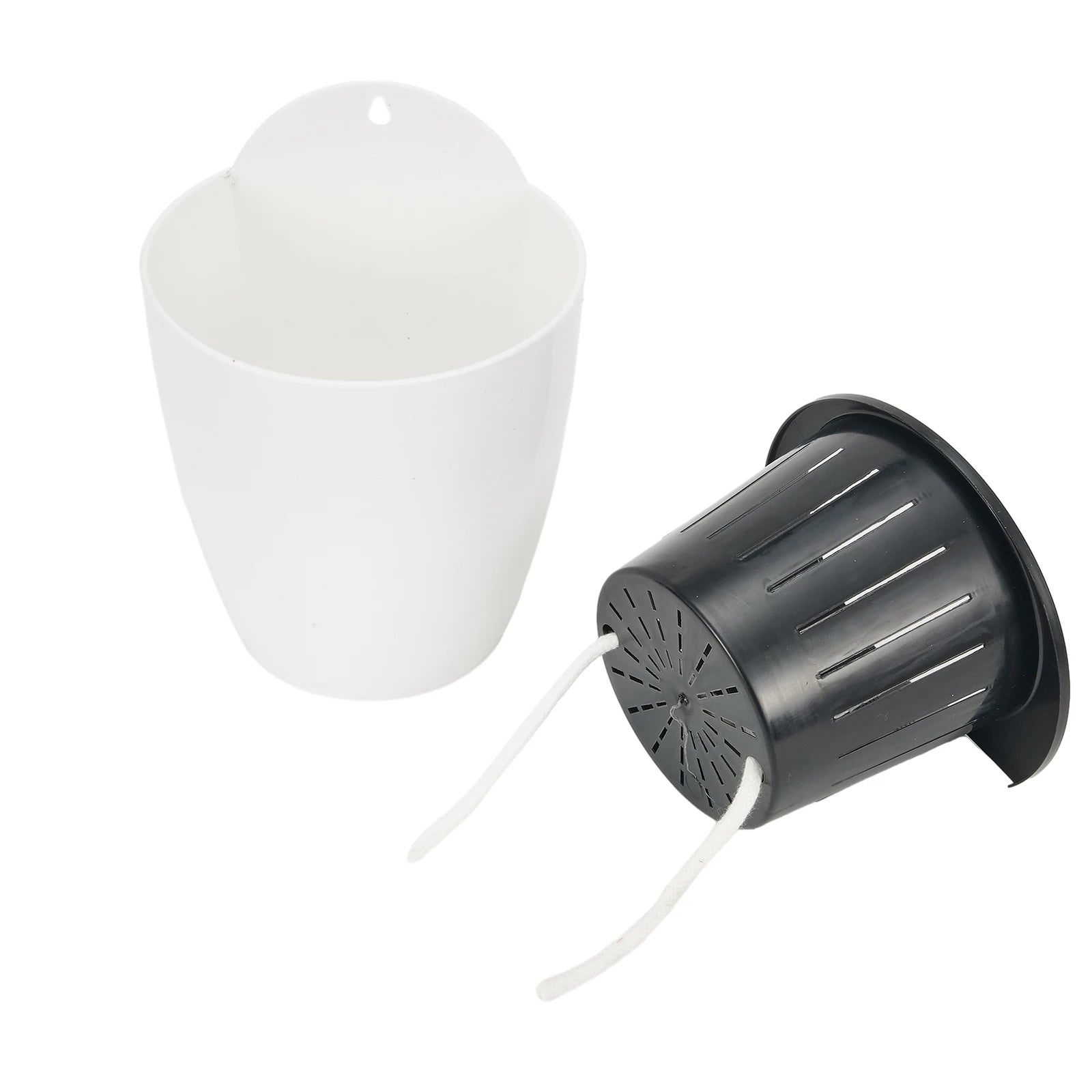 Nordspur | Arovio Wall-Mounted Plastic Planter