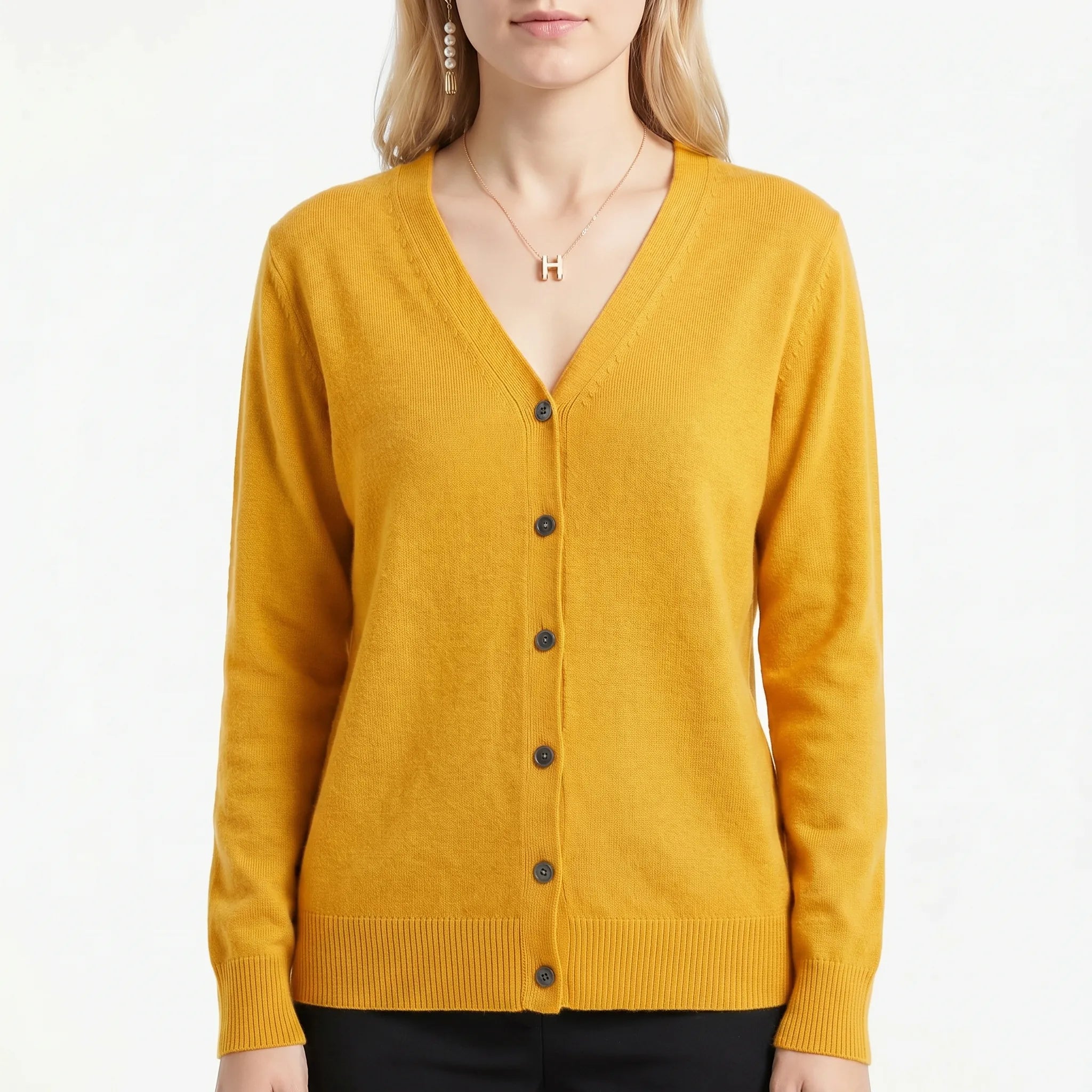 Nordspur | AuraKnit V-Neck Buttoned Cardigan