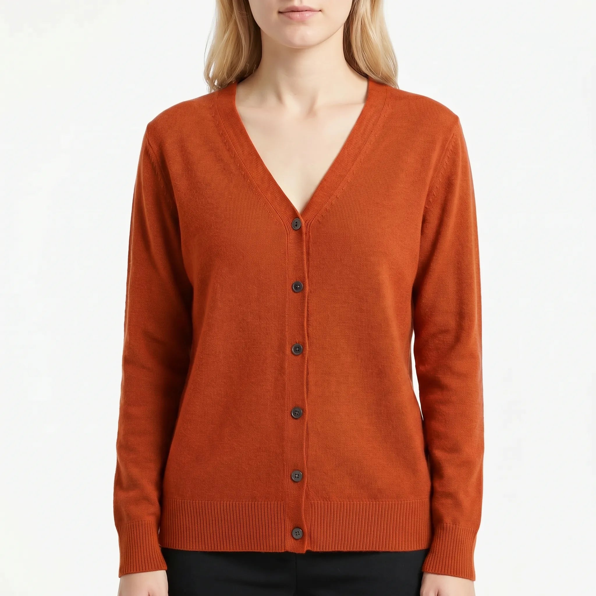 Nordspur | AuraKnit V-Neck Buttoned Cardigan