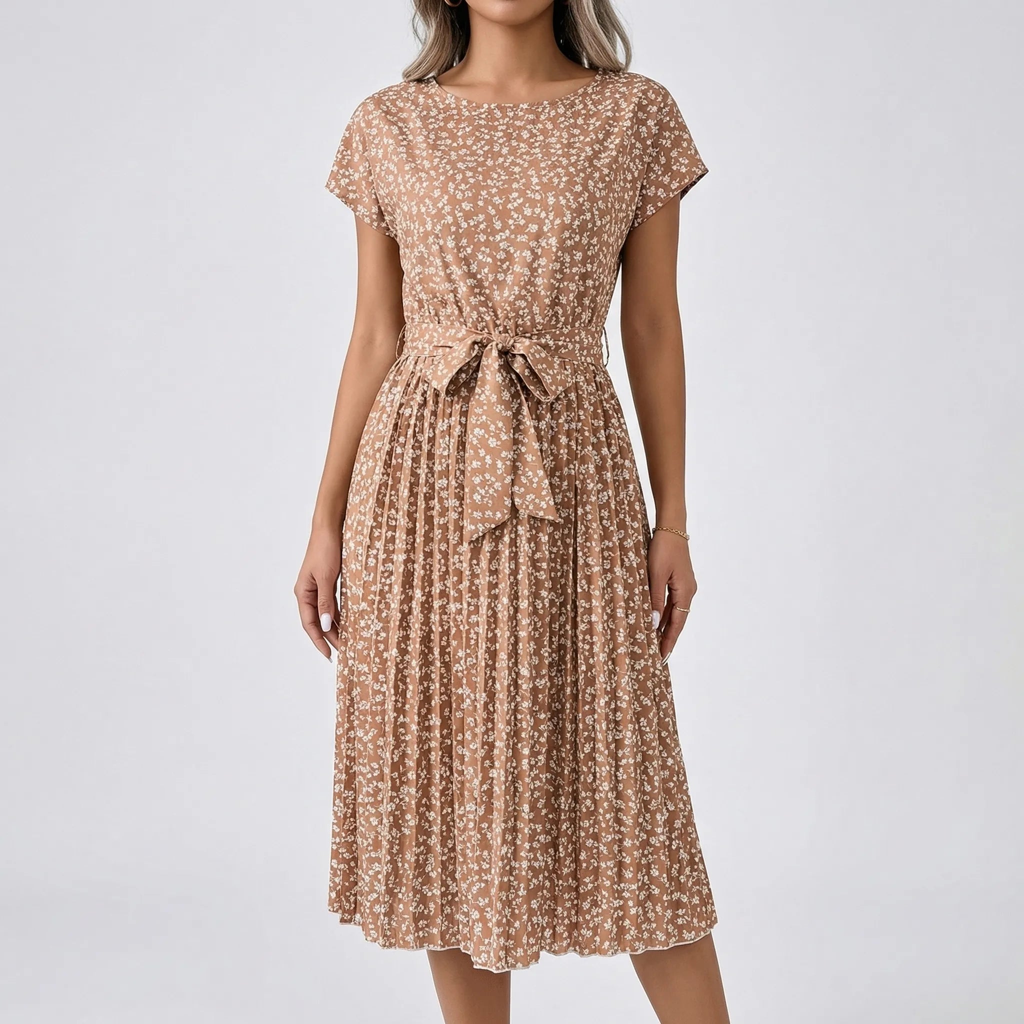 Nordspur | Blosswyn Floral Print Pleated Midi Dress