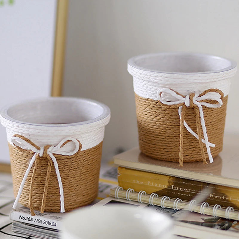 Nordspur | Bramblette Hand-Woven Two-Tone Planter Basket