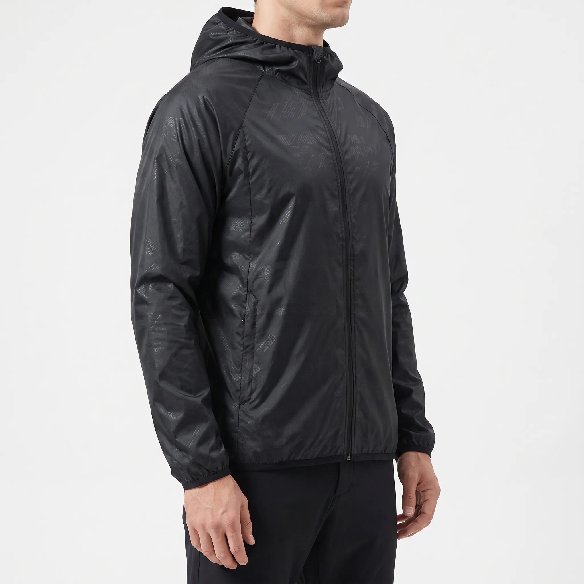 Nordspur | BreezeGuard Lightweight Water-Repellent Running Jacket