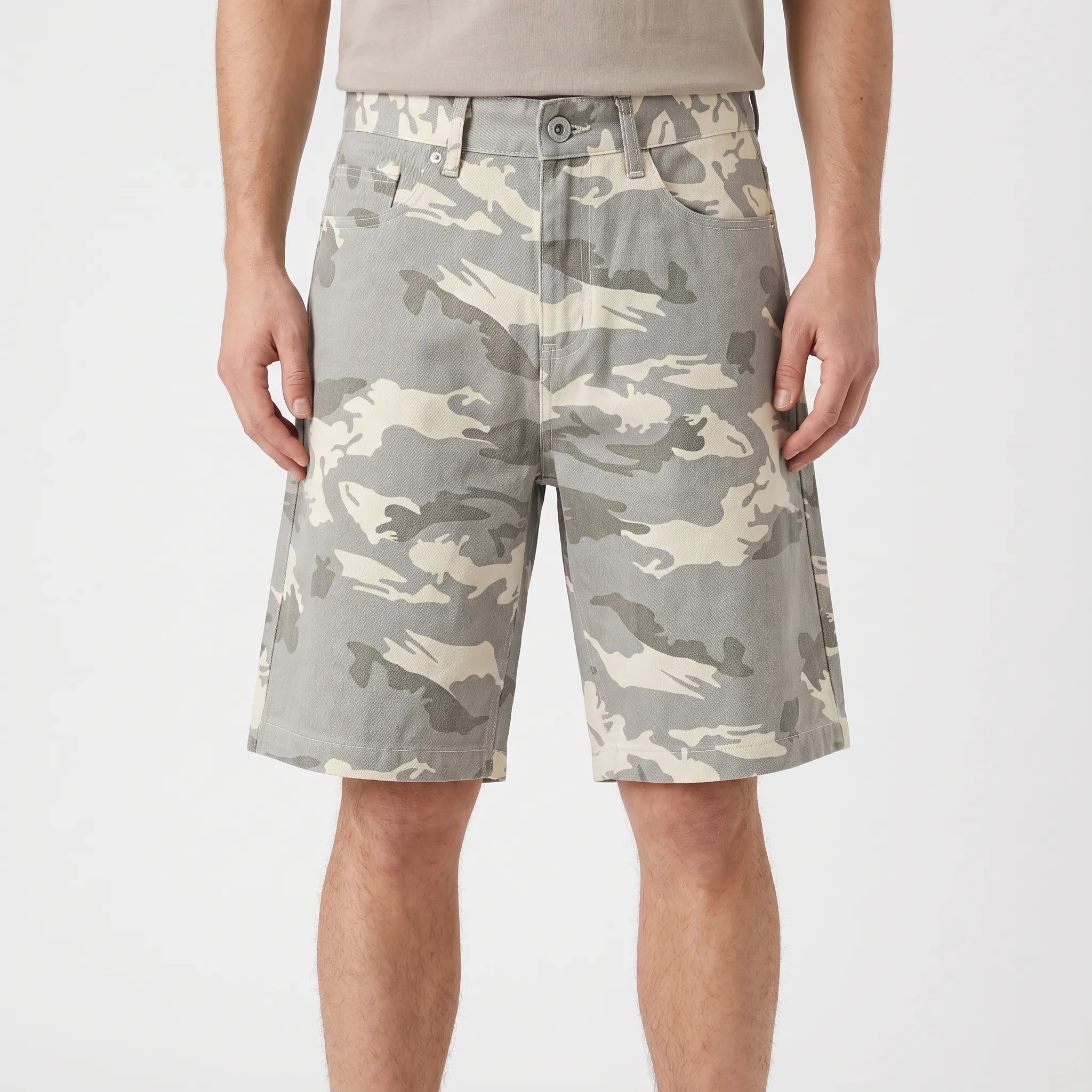 Nordspur | Camovale Loose Fit Camouflage Knee Length Shorts