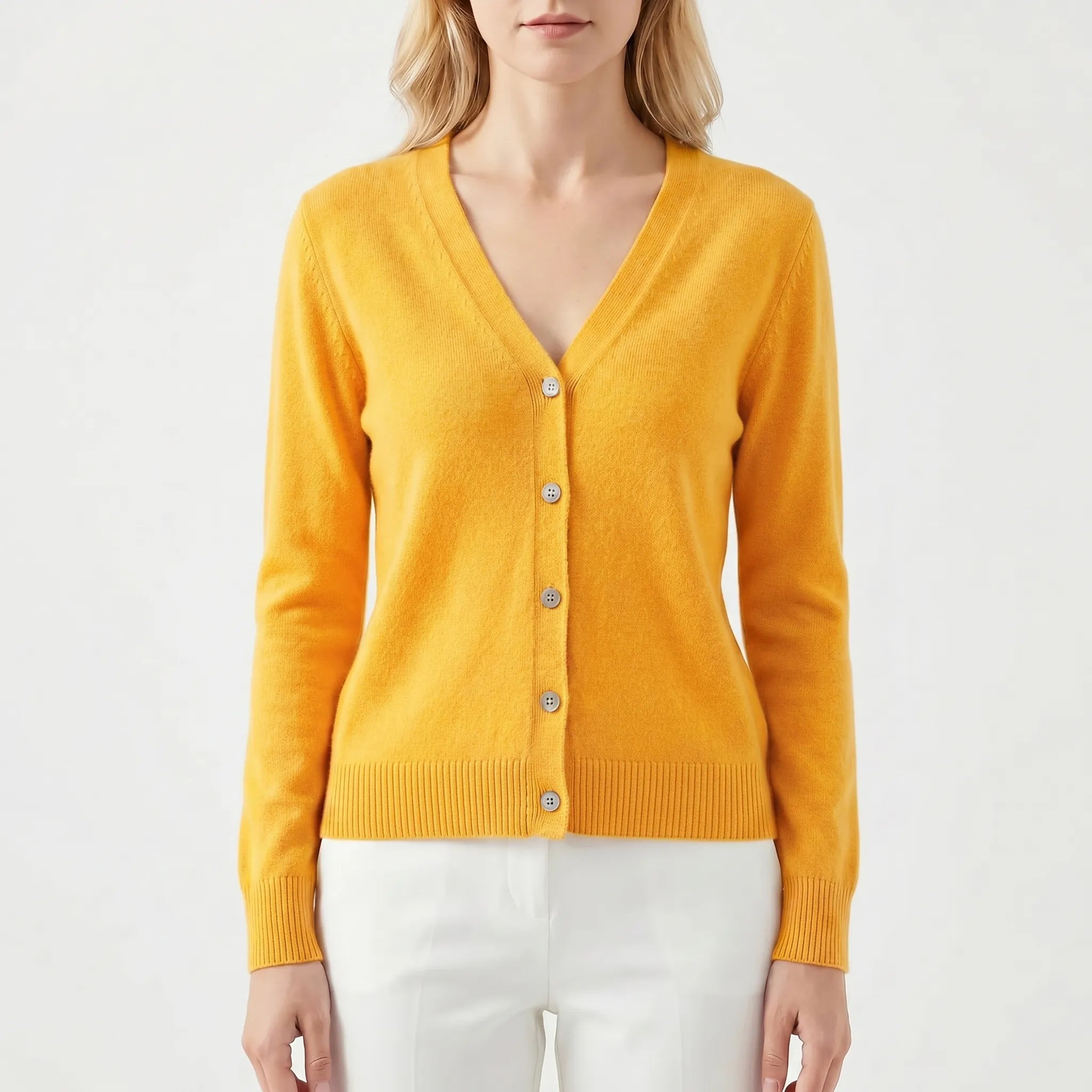 Nordspur | Cardea V-Neck Button Cardigan