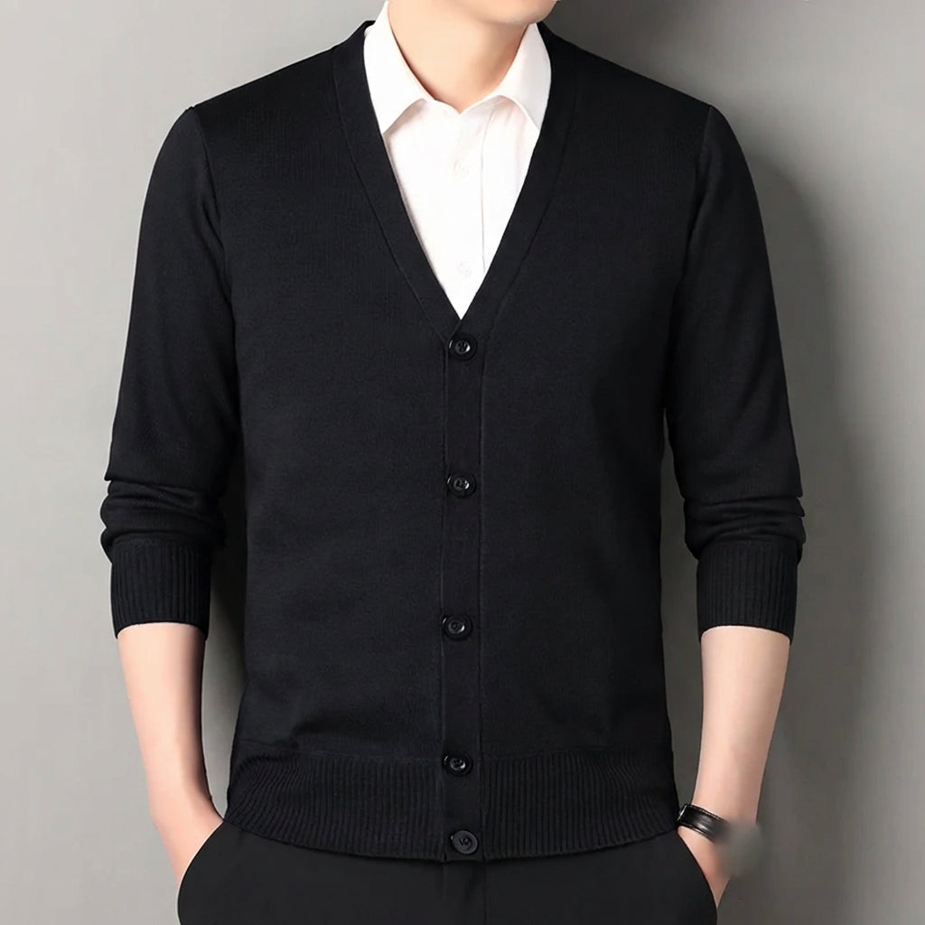 Nordspur | Cardenmore V Neck Button Cardigan