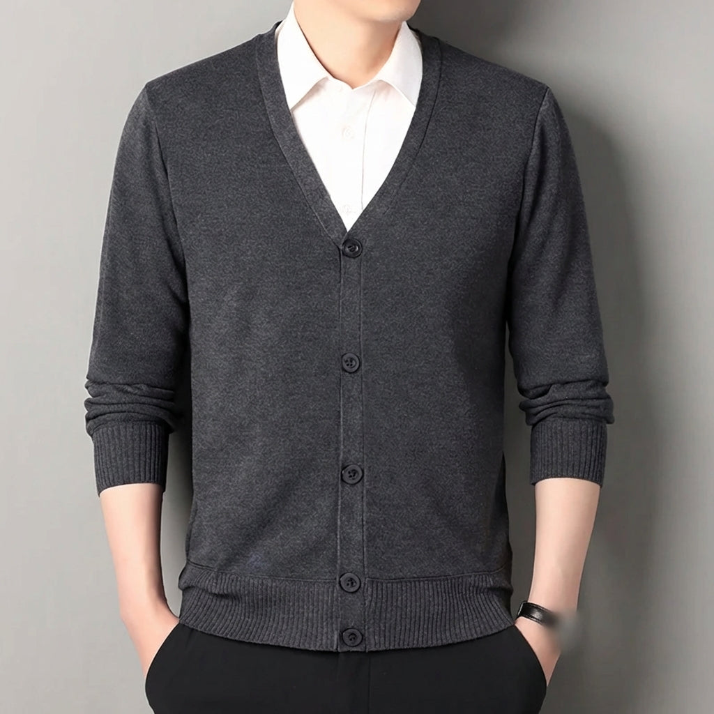 Nordspur | Cardenmore V Neck Button Cardigan