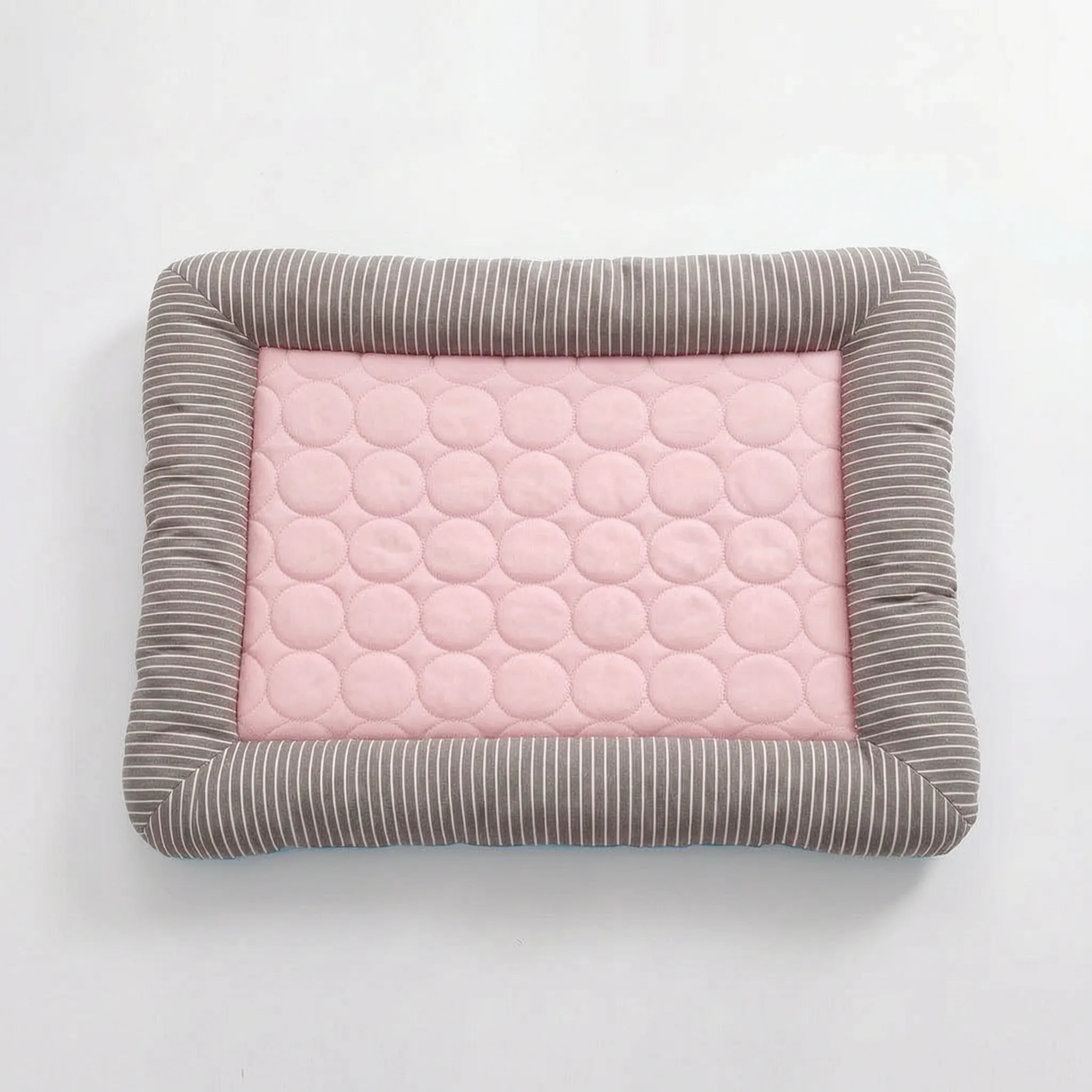 Nordspur | Chilloxa Quilted Pet Cooling Mat With Raised Borders