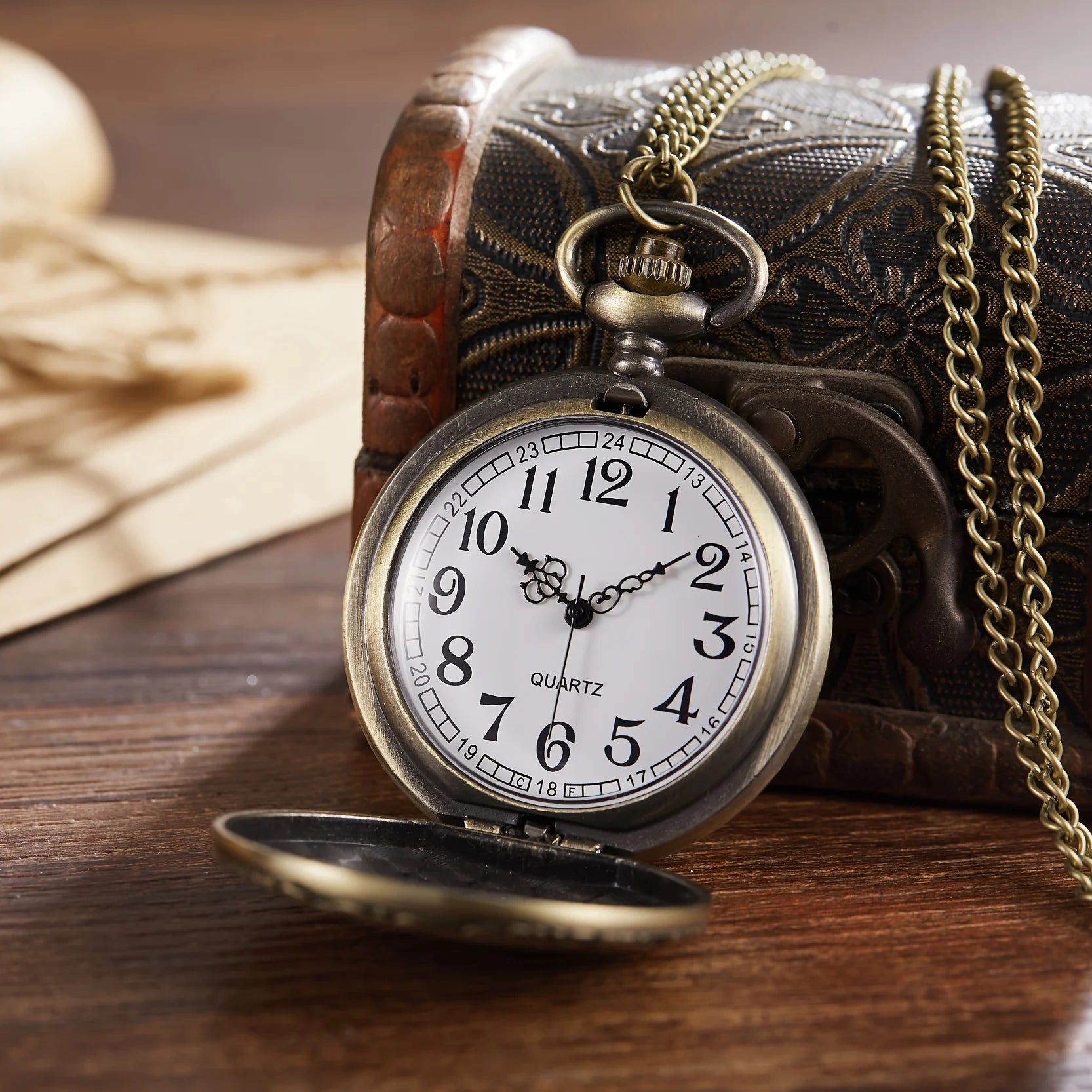 Nordspur | Chronavault Retro Carved Flip Pocket Watch