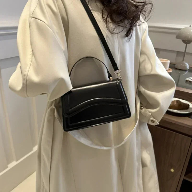 Nordspur | Claretté Compact Structured Crossbody Bag