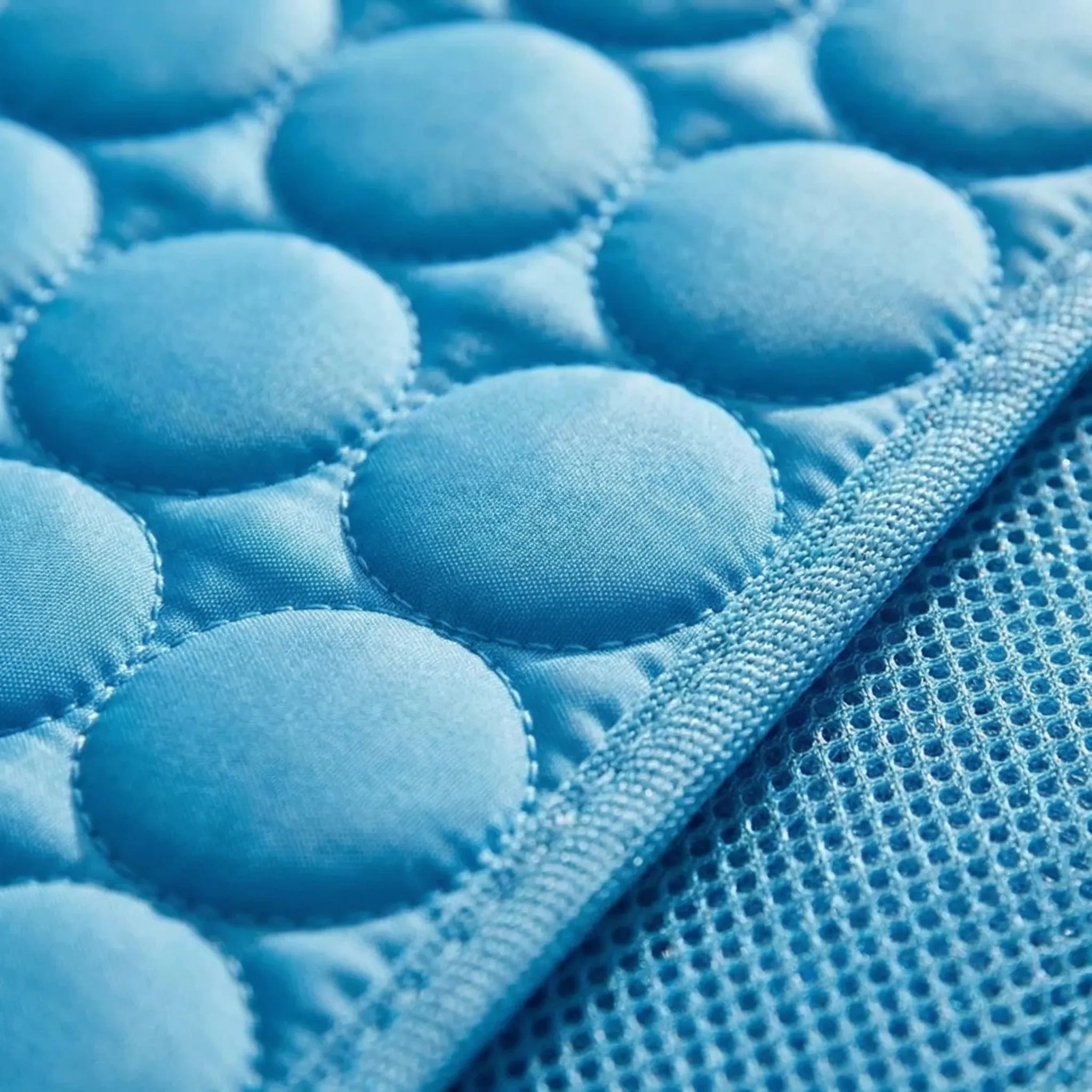 Nordspur | Coolpaw Breathable Self-Cooling Pet Sleeping Mat