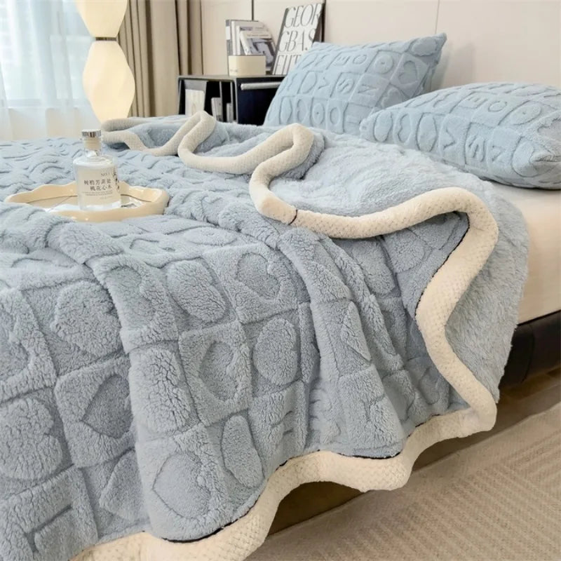 Nordspur | Cozilea Lightweight Reversible Throw Blanket
