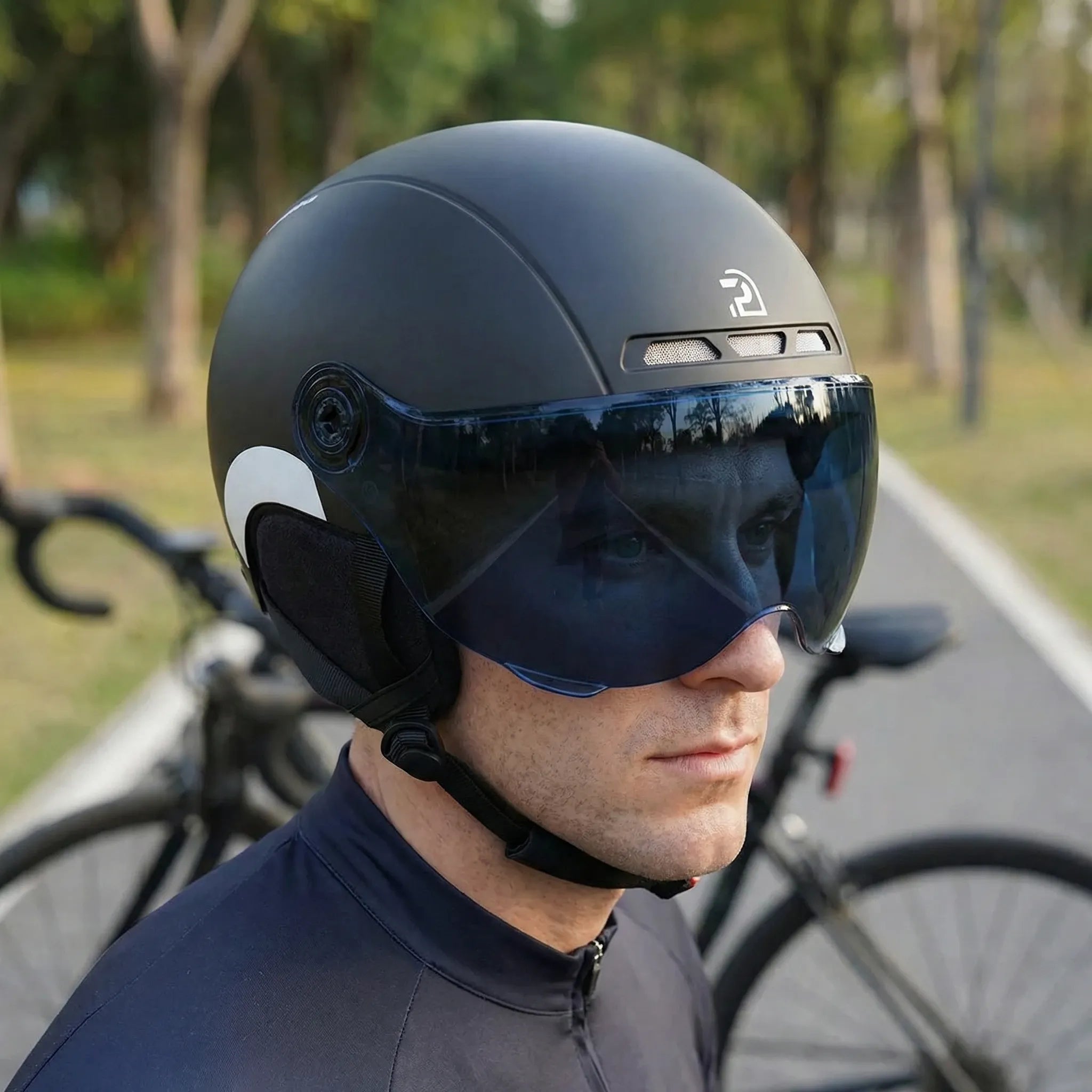 Nordspur | Cyclorra Full-Coverage Adult Cycling Helmet With Visor