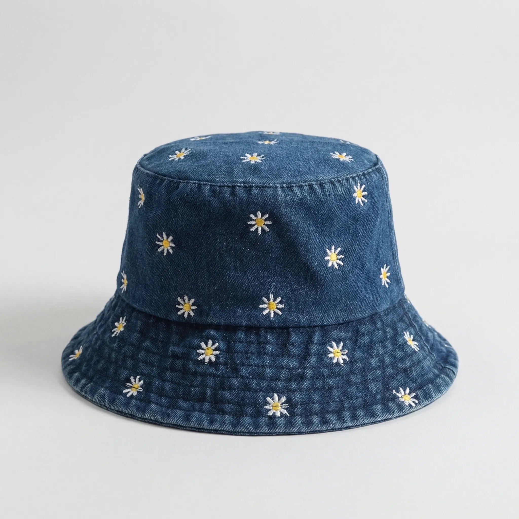 Nordspur | Daislyn Daisy Embroidered Bucket Hat