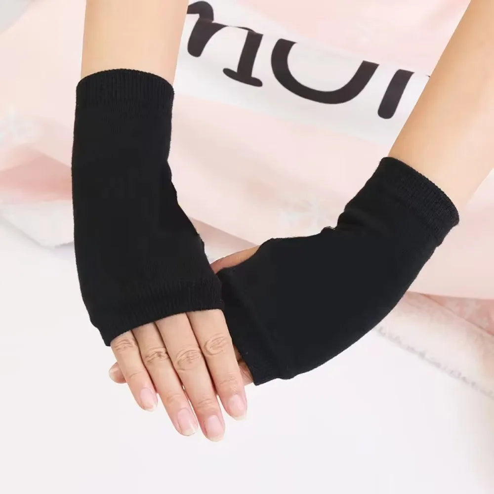 Nordspur | DexaCuff Short Casual Fingerless Gloves