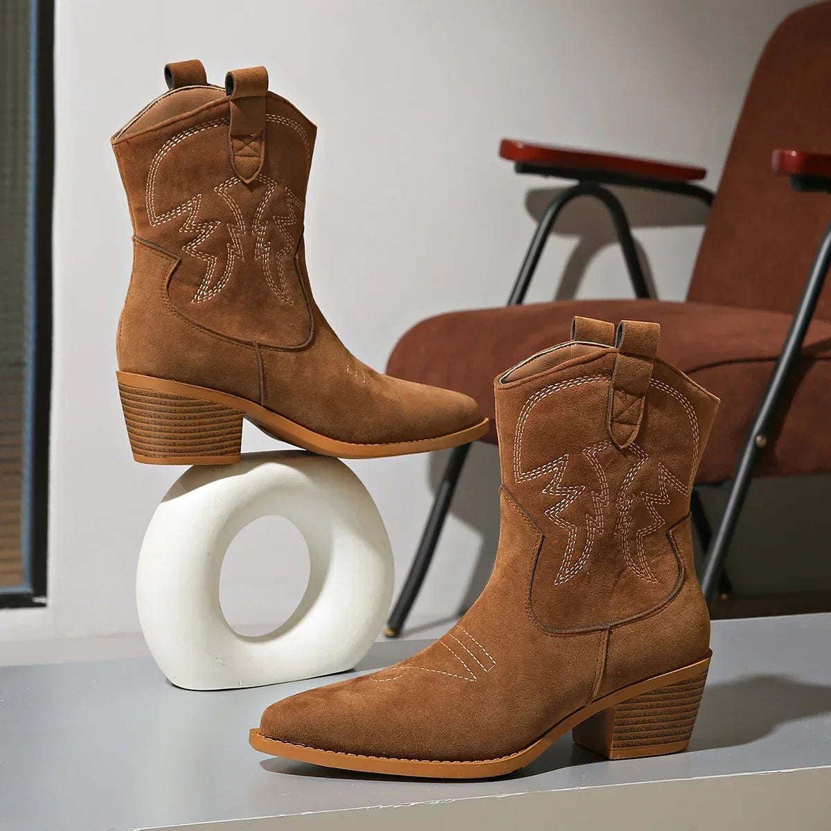 Nordspur | Embroidered Suede Ankle Boots