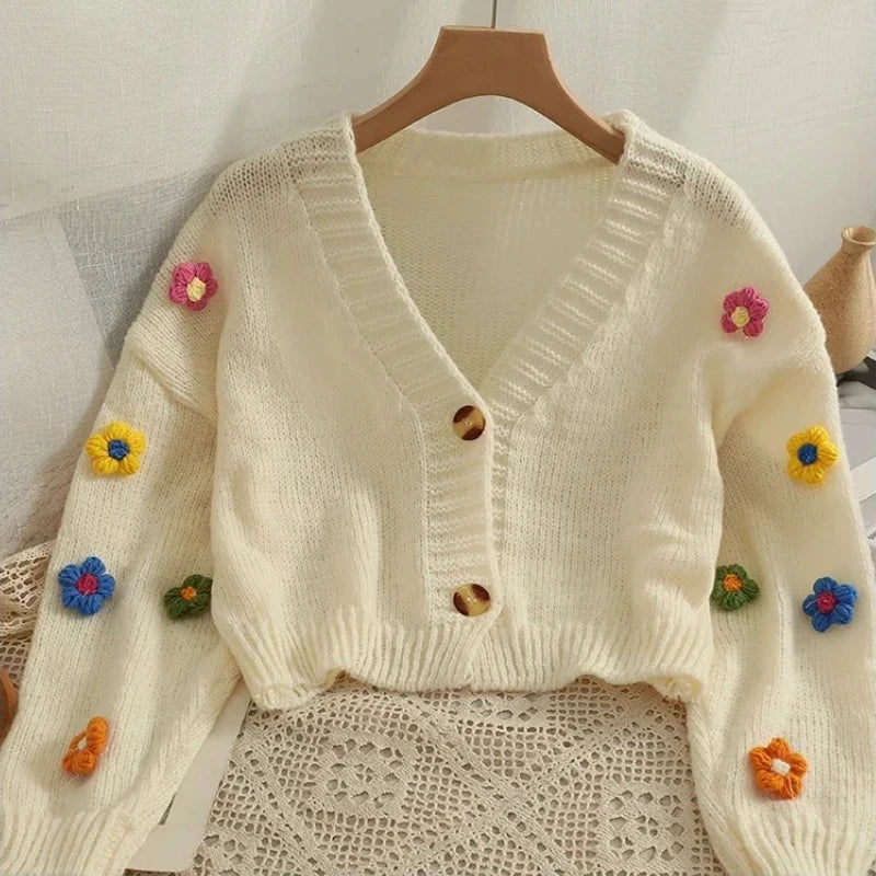 Nordspur | Florelle Cropped V Neck Cardigan