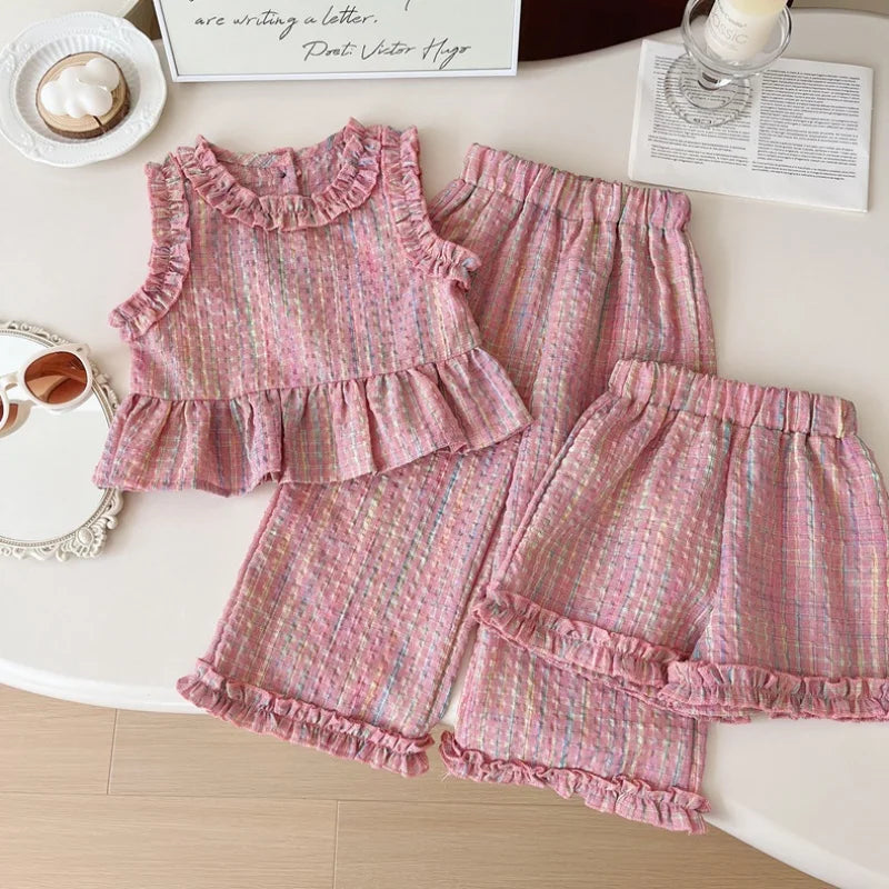Nordspur | Florinka Sleeveless Ruffle Top And Shorts Set