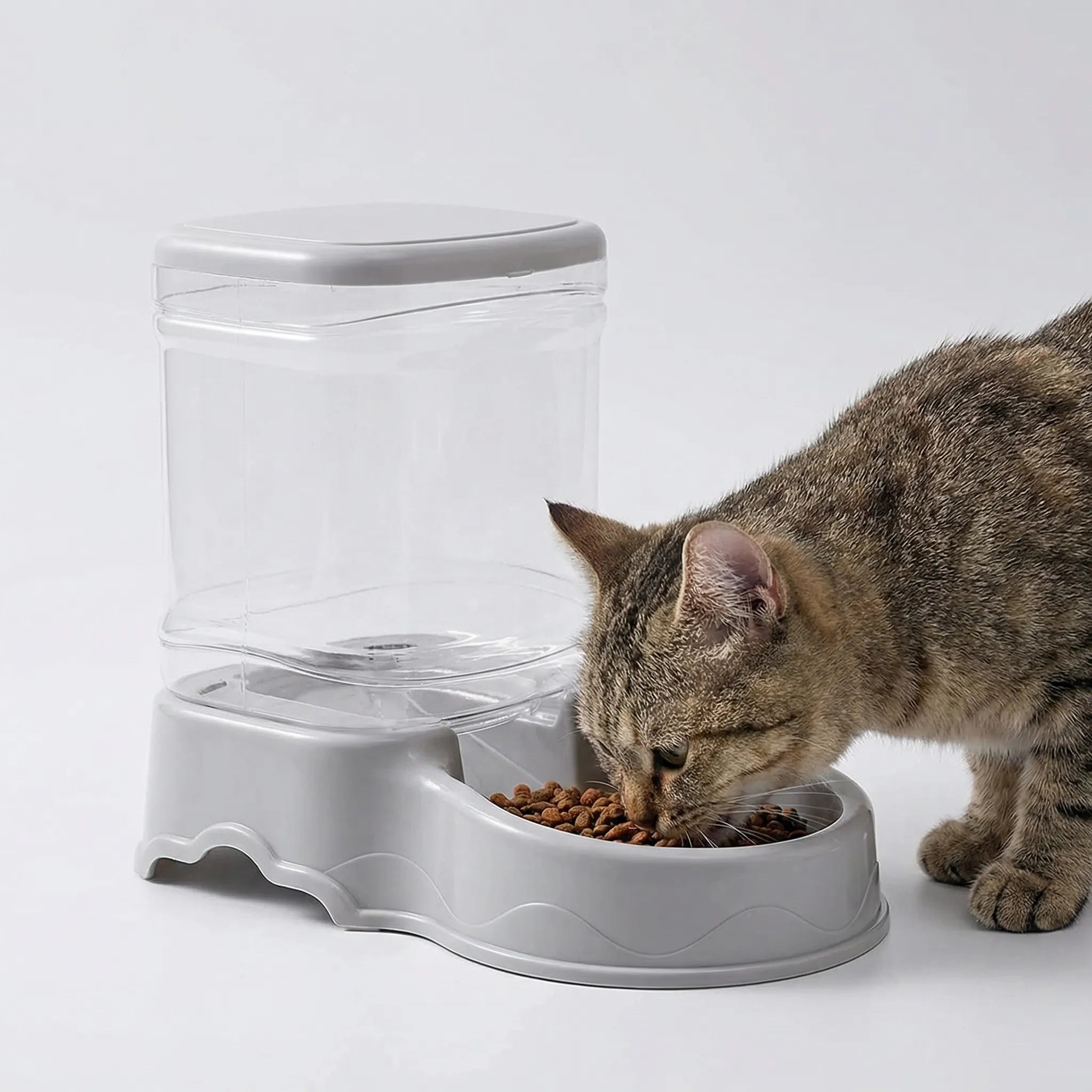 Nordspur | Grainvault Large-Capacity Gravity-Fed Pet Feeder