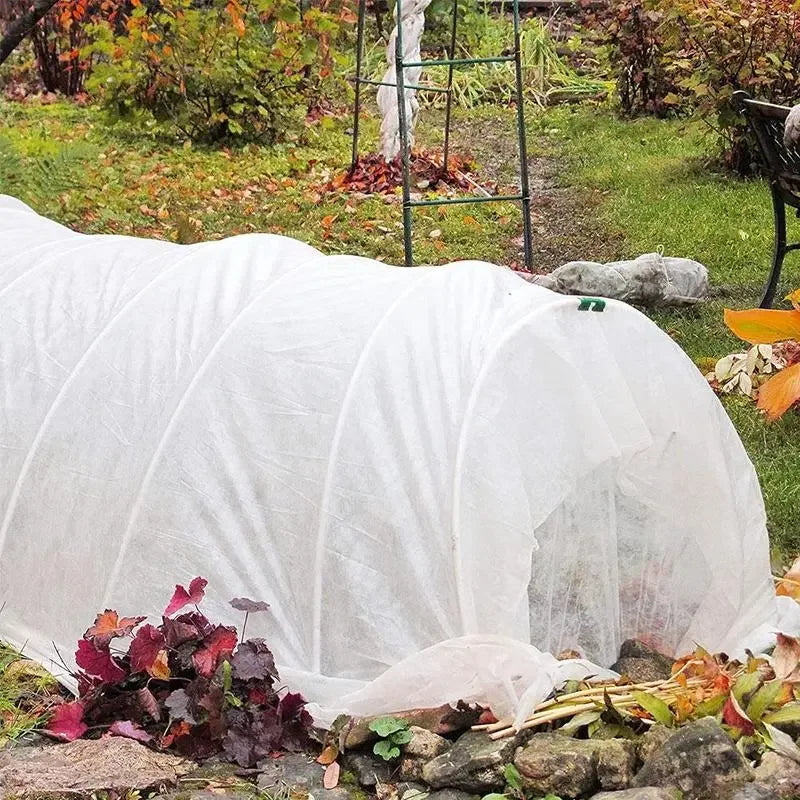 Nordspur | GrowBlanket Breathable Floating Row Cover