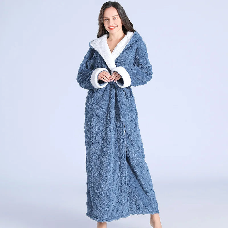 Nordspur | Hoodluxe Long Hooded Bathrobe