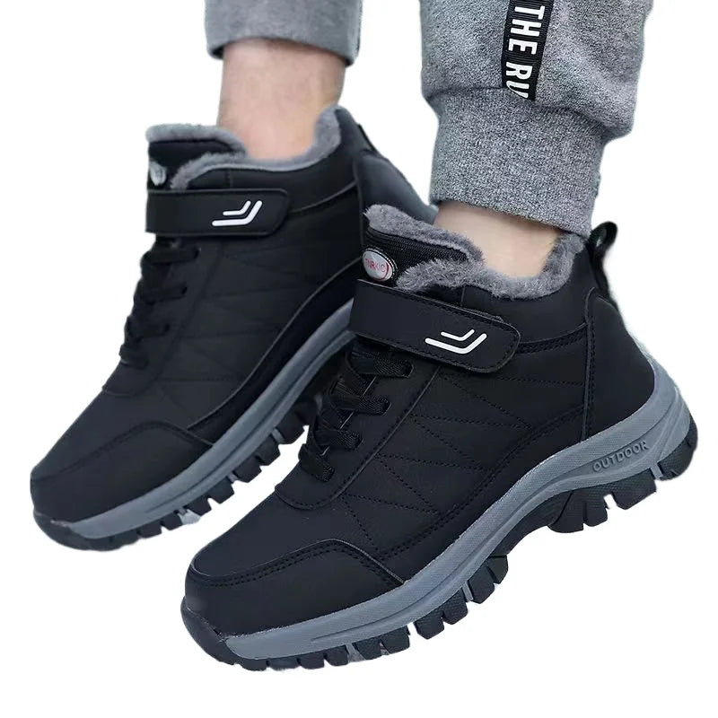 Nordspur | Insulated Velvet Ankle Boots