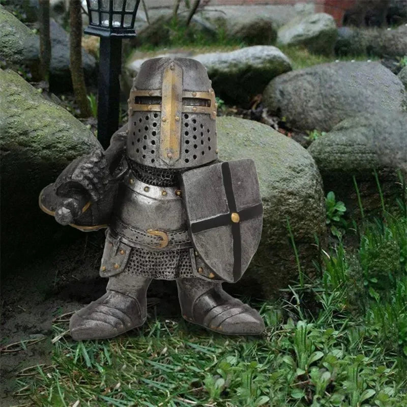 Nordspur | Knightling Miniature Medieval Knight Garden Statue