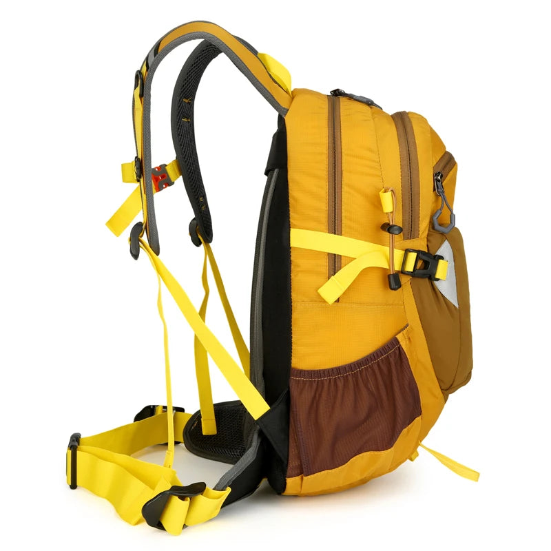 Nordspur | Large Capacity Nylon Backpack