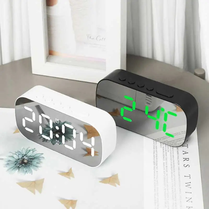 Nordspur | Lumenoct Modern LED Digital Alarm Clock