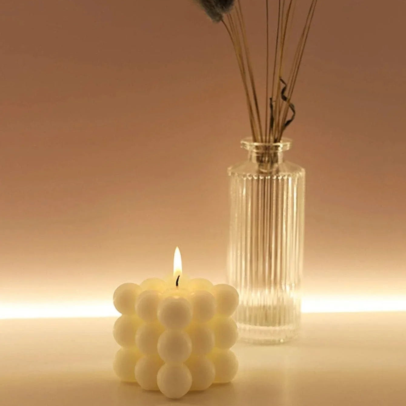 Nordspur | Lumicube Modern Bubble Cube Scented Candle