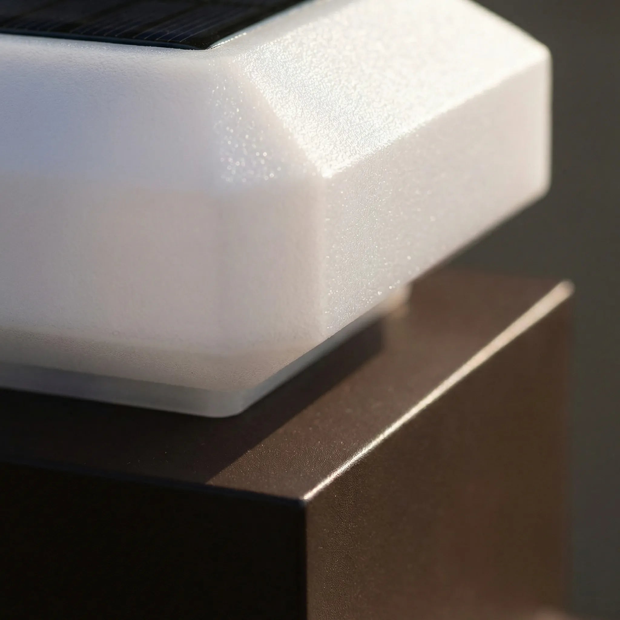 Nordspur | Lumivane Solar-Powered Outdoor Post Cap Light