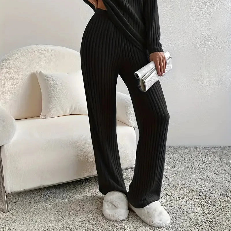 Nordspur | Lunavell Ribbed V Neck Lounge Set