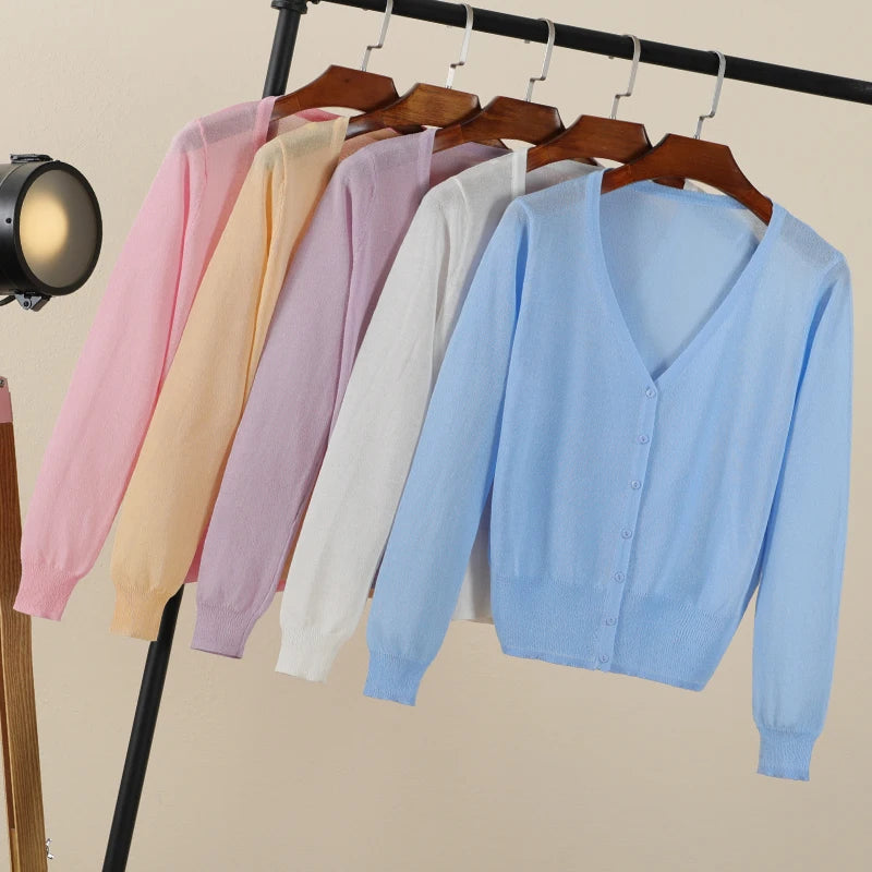 Nordspur | Luvette Cropped V Neck Cardigan