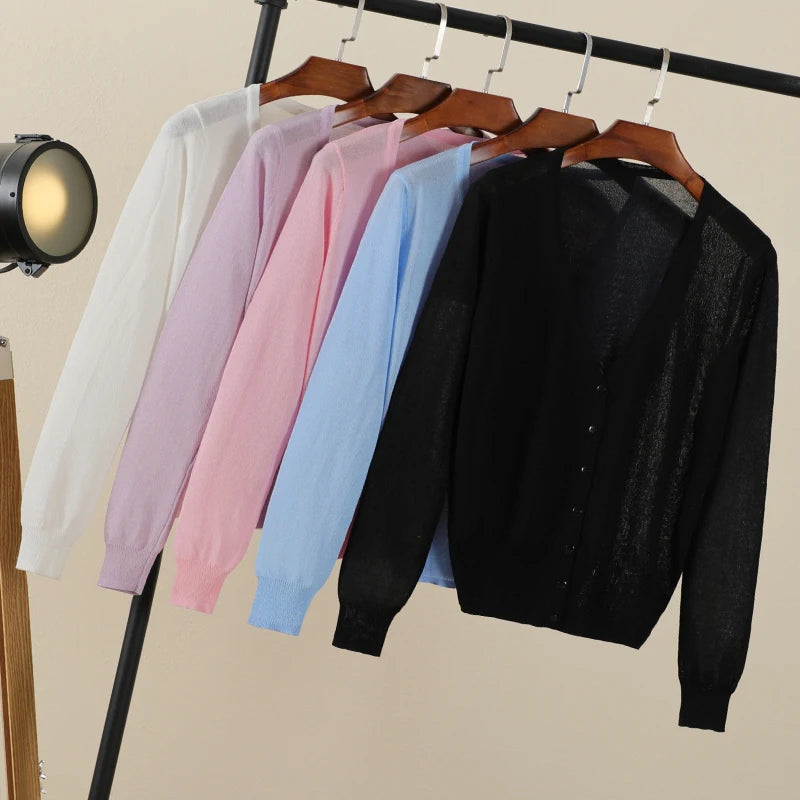 Nordspur | Luvette Cropped V Neck Cardigan
