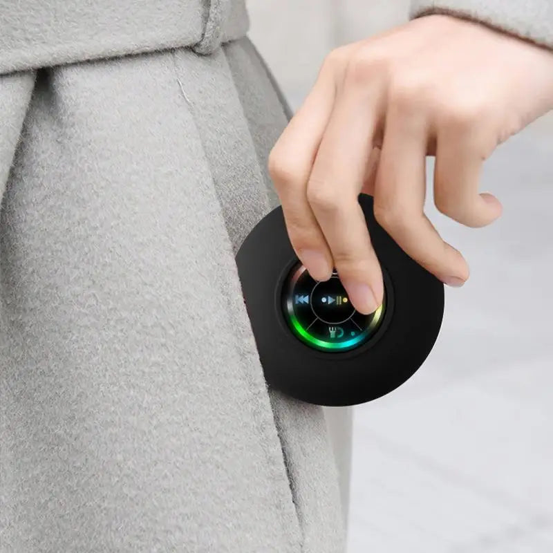 Nordspur | Luvian Compact Round Suction Cup Shower Speaker