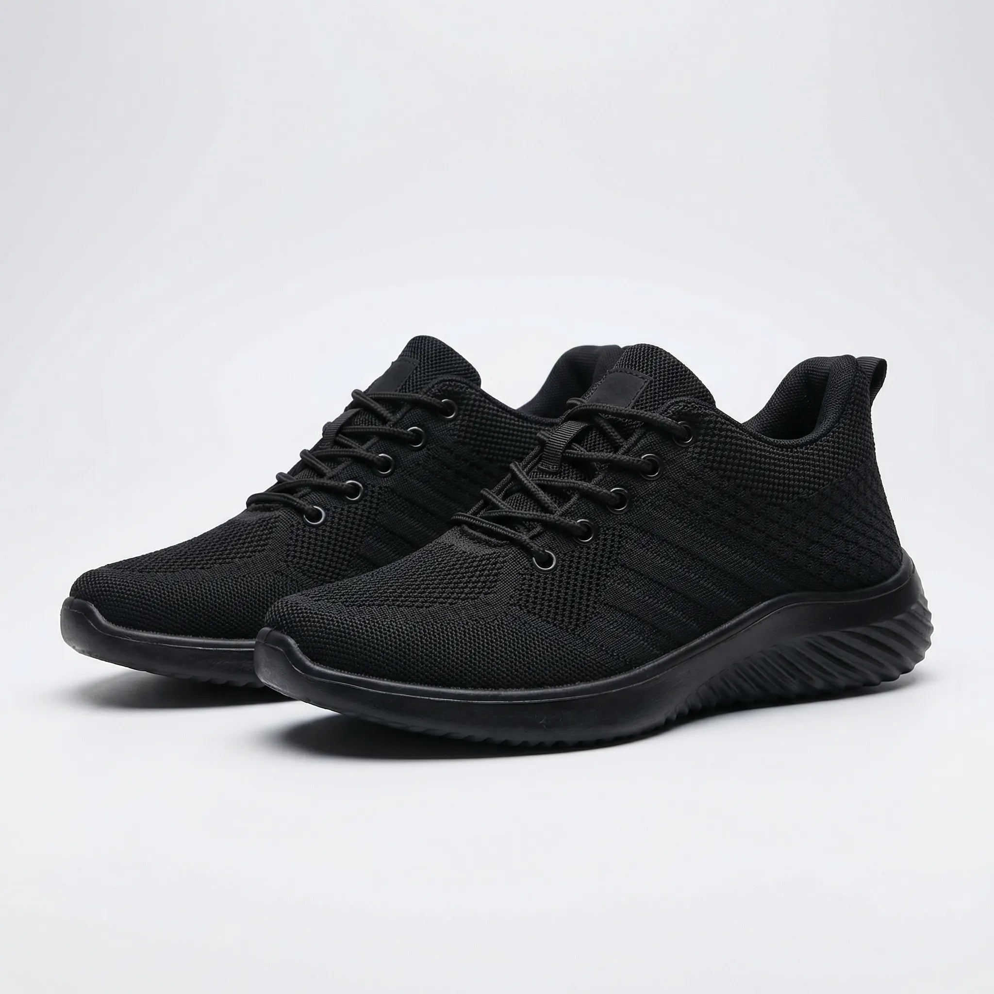 Nordspur | Luxven Lightweight Lace-Up Men's Trainer