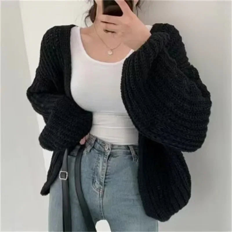 Nordspur | Mirelle Short Relaxed Poncho Cardigan