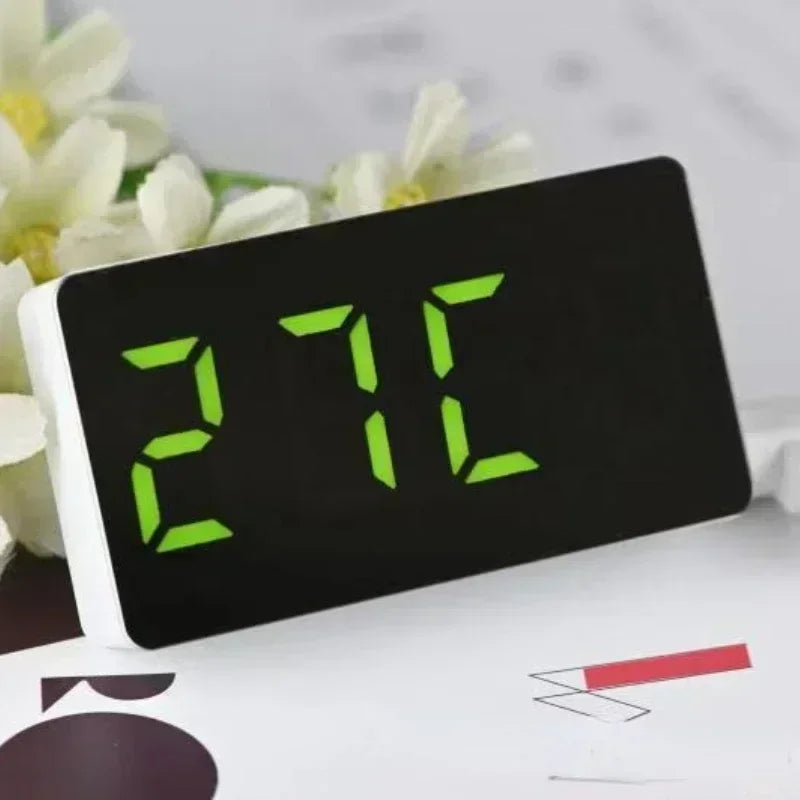 Nordspur | MirroTime Compact Digital Mirror Clock