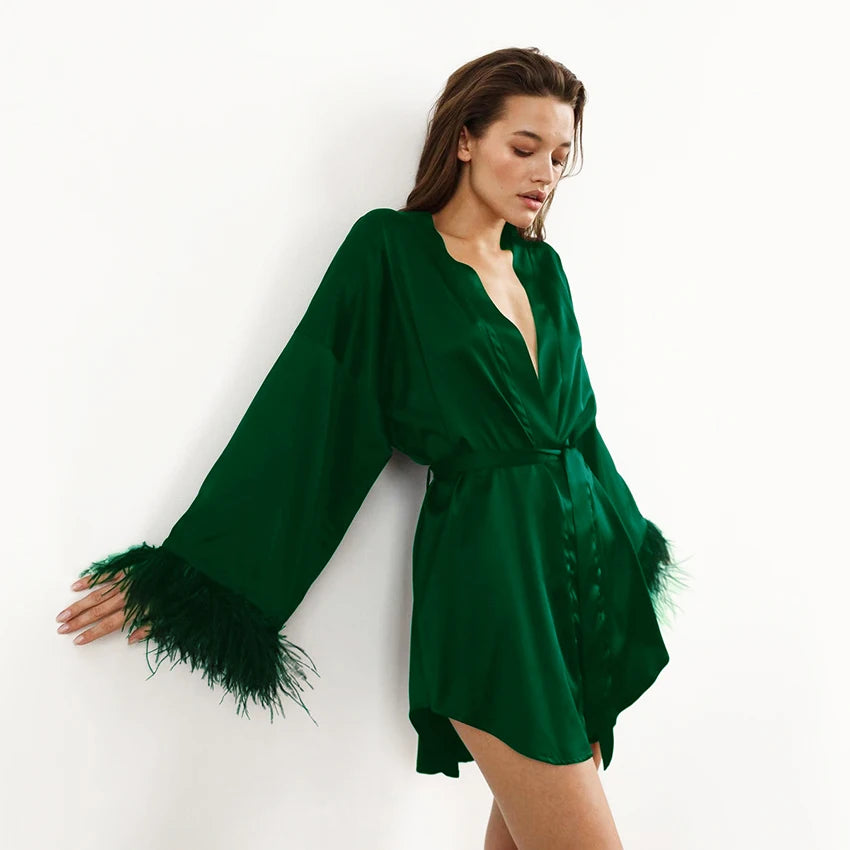 Nordspur | Noctelle Short Wrap Robe With Feather Trim