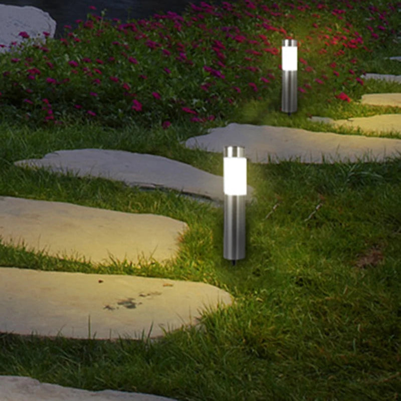 Nordspur | Pathlow Solar-Powered Outdoor Pathway Light