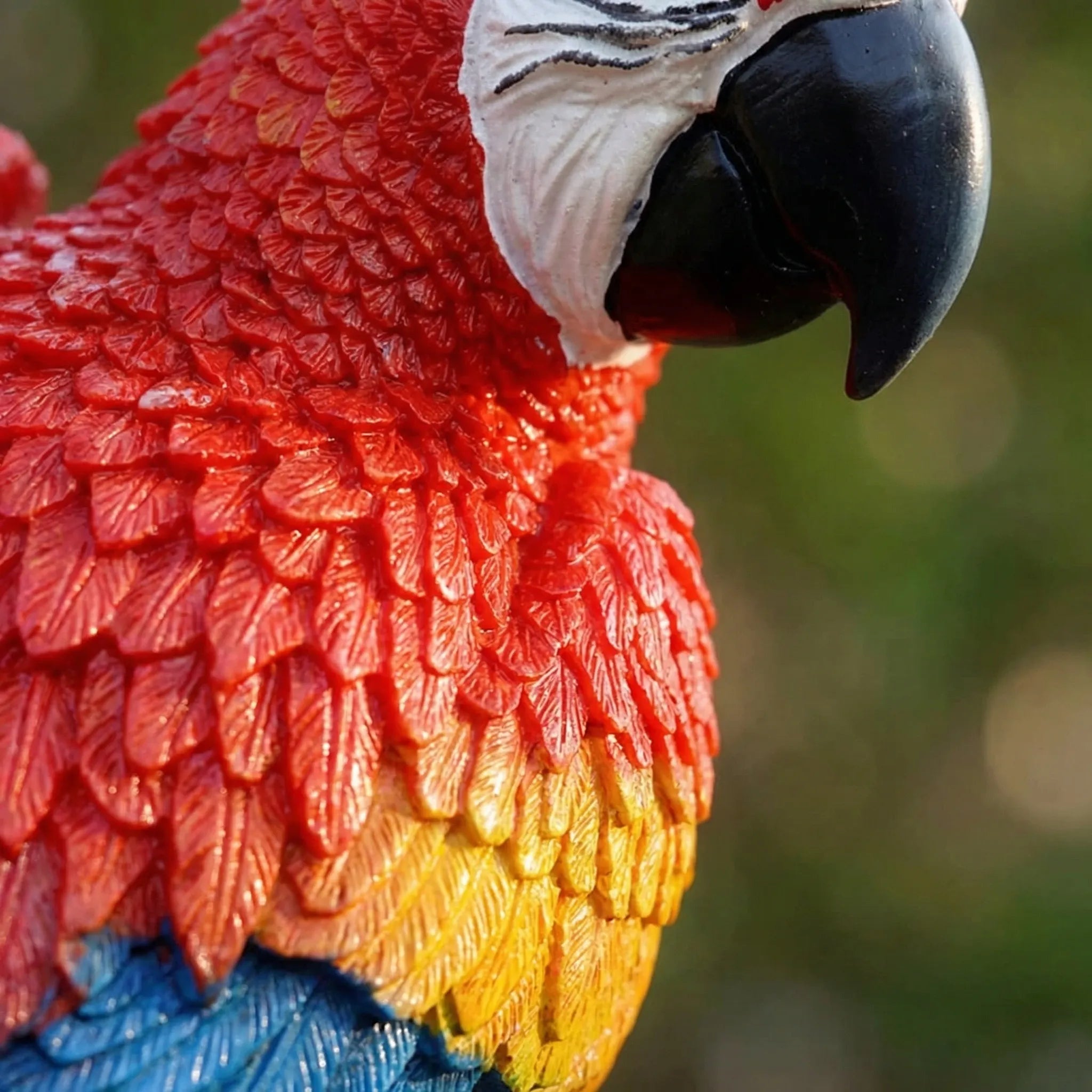 Nordspur | Perchlow Wall-Mounted Macaw Sculpture Pair