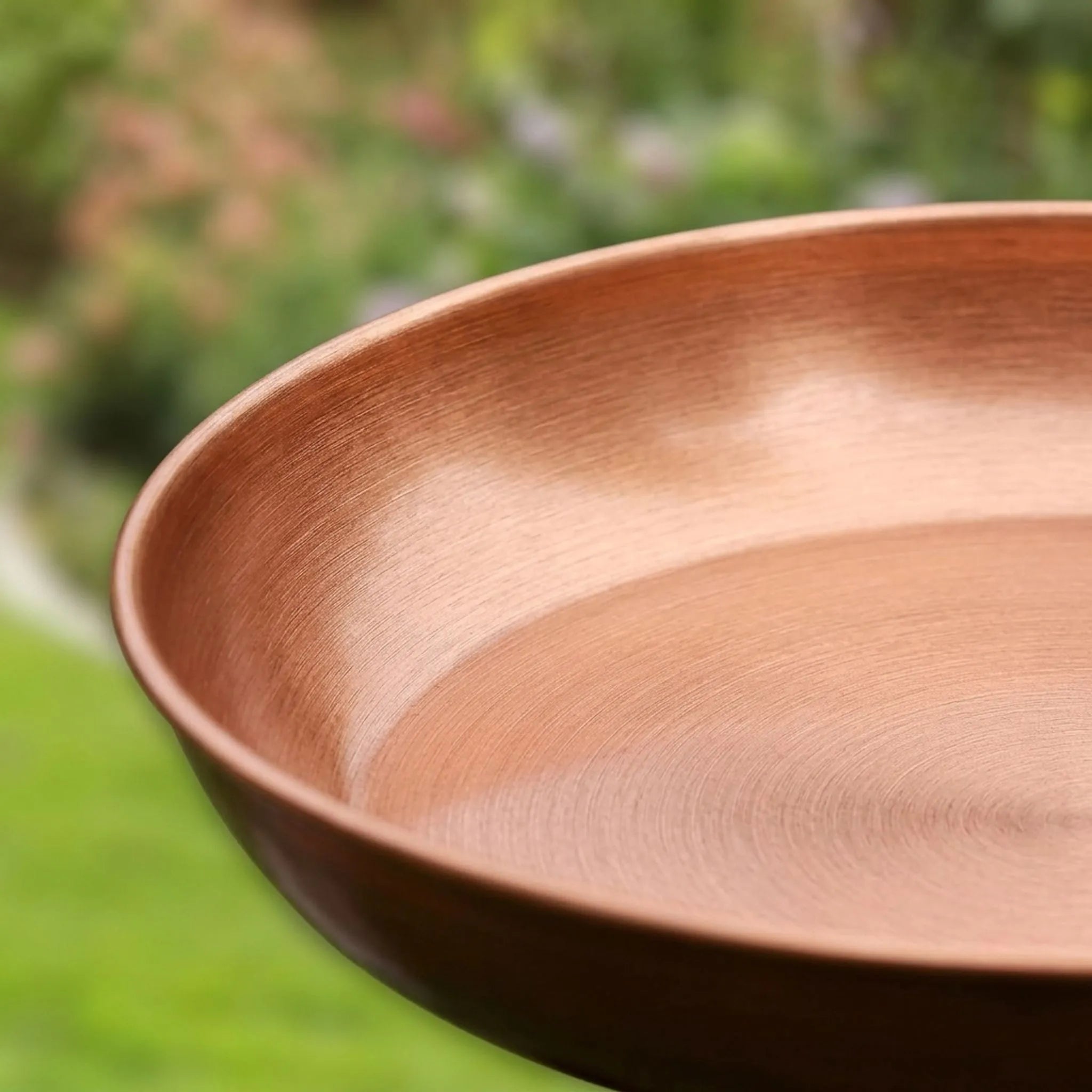 Nordspur | Plumera Freestanding Outdoor Bird Bath
