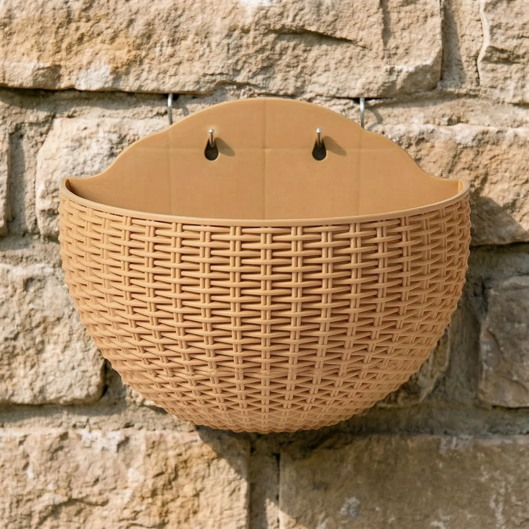 Nordspur | Rattabloom Half-Round Hanging Planter