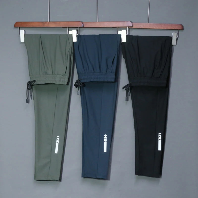 Nordspur | Runvelo Slim Tapered Men's Training Trousers